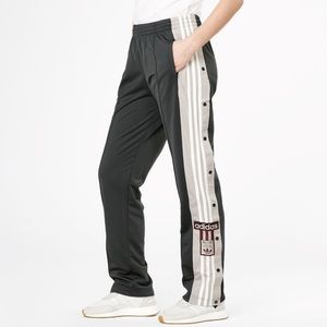 🎉SOLD🎉NEW Adidas Adibreak Track Pants